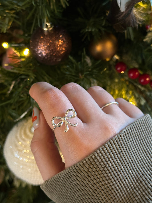 Melted Bow Ring - Preorder